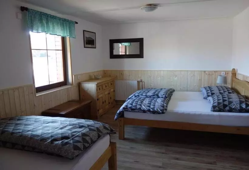 Retkeilymaja Pod Lípou