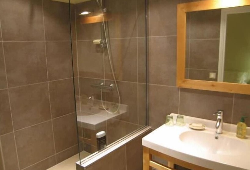 צימר Chambres D'hôtes Le Château De La Plante