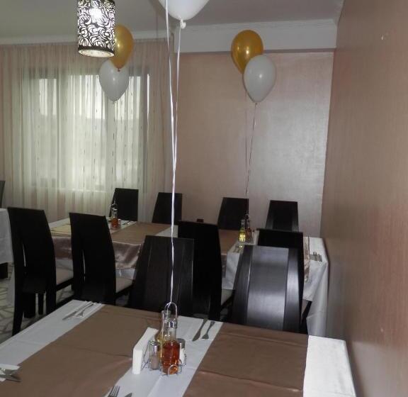 Family Hotel Borovitsa