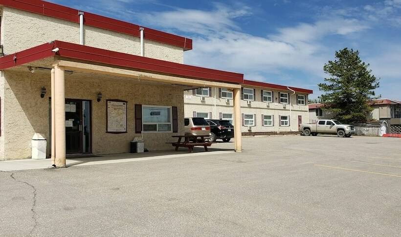 Hotel Black Gold Inn