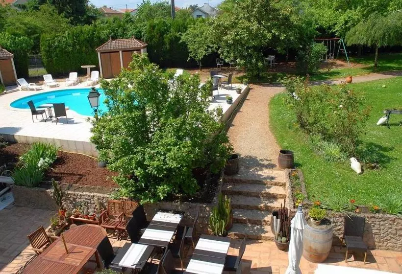 Hotelli Du Commerce Chez Stéphane