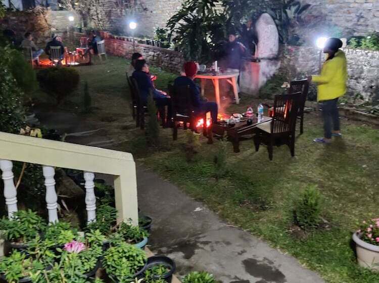 בית מלון כפרי Pemaling Lords Inn Dirang