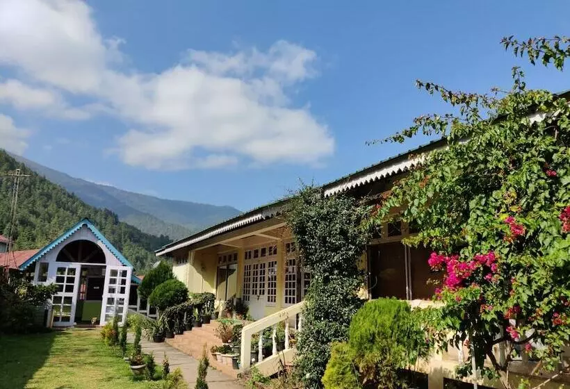 Hotelli Pemaling Lords Inn Dirang