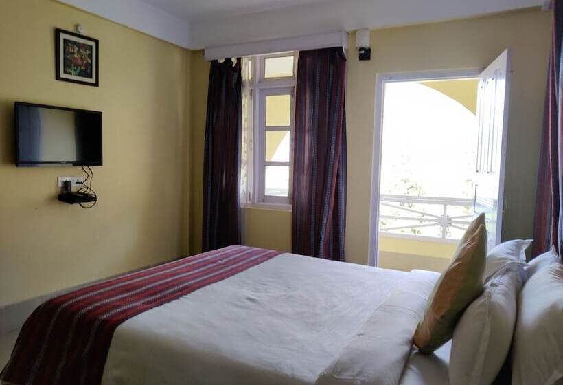 בית מלון כפרי Pemaling Lords Inn Dirang