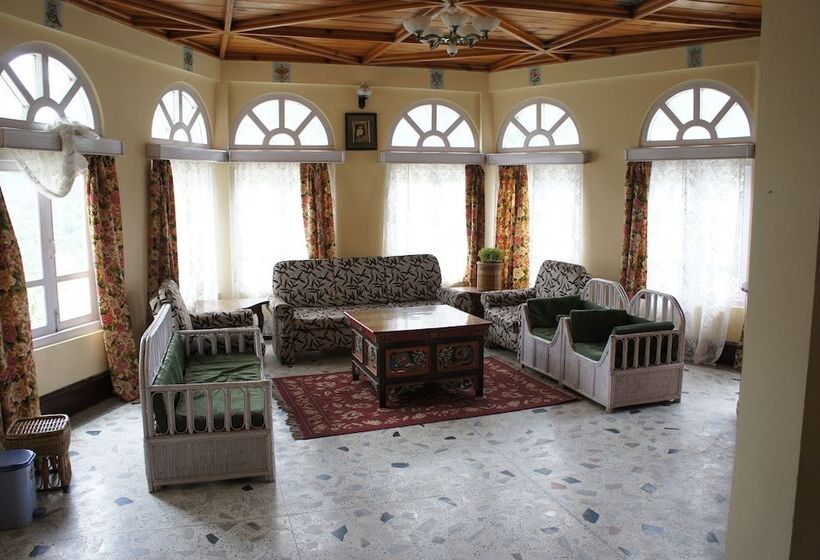 בית מלון כפרי Pemaling Lords Inn Dirang