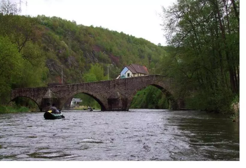 ホテル Restaurant Les Gorges De Chouvigny