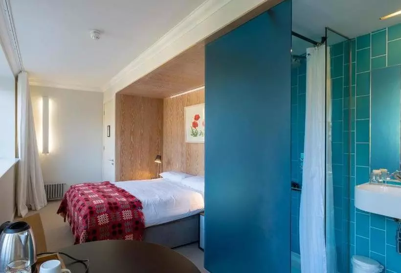 Hotelli West Dean College