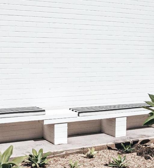 فندق على الطريق The Stella