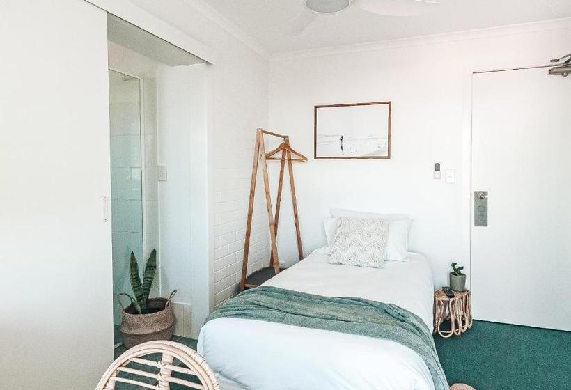 فندق على الطريق The Stella