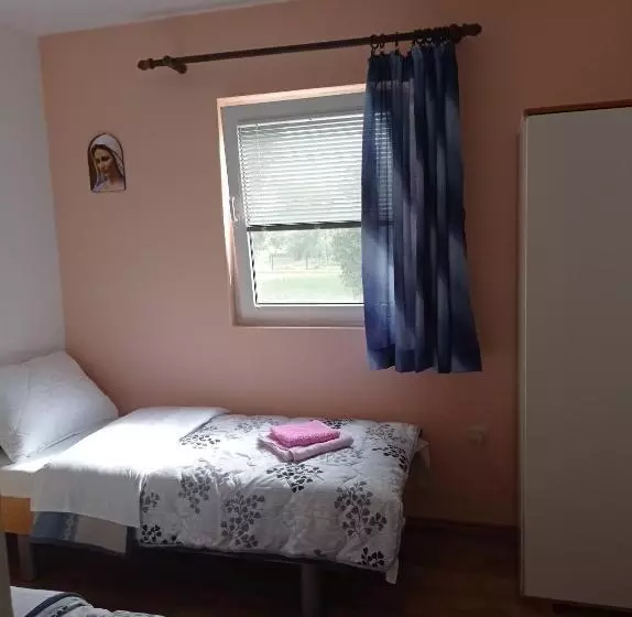 پانسیون Casa Del Pellegrino M&a   Ostojići