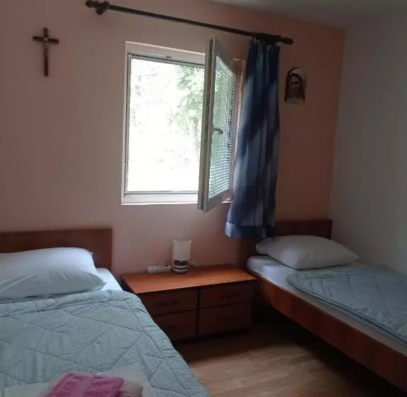 پانسیون Casa Del Pellegrino M&a   Ostojići