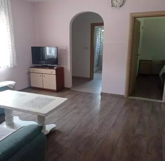 پانسیون Casa Del Pellegrino M&a   Ostojići