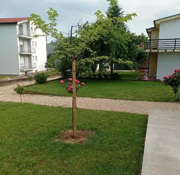 پانسیون Casa Del Pellegrino M&a   Ostojići