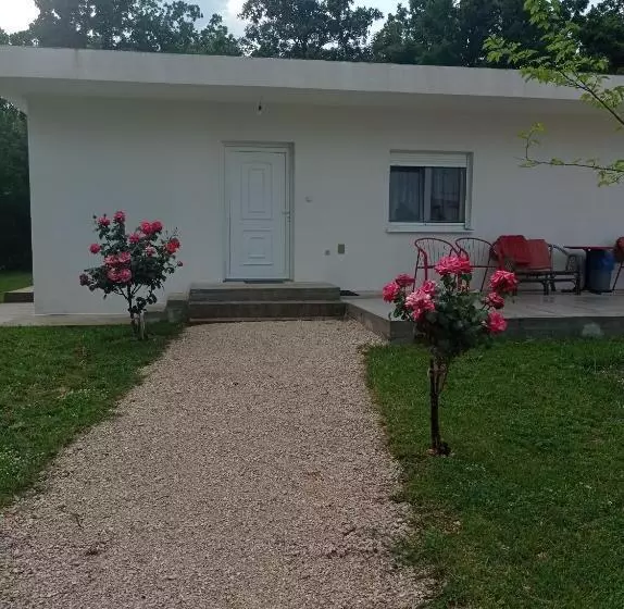 پانسیون Casa Del Pellegrino M&a   Ostojići