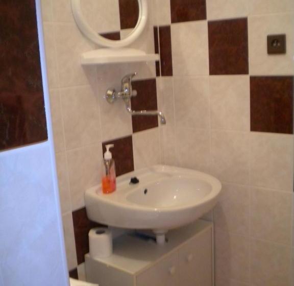 بنسيون Chalupa Tourov