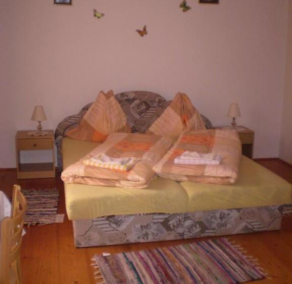 بنسيون Chalupa Tourov