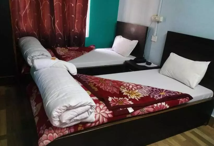 Vamoose Buddha Hotel Tawang