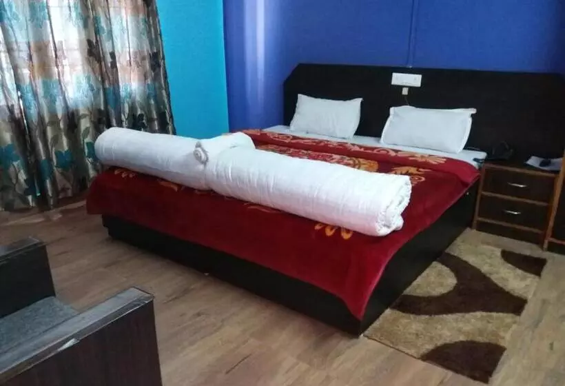 Vamoose Buddha Hotel Tawang