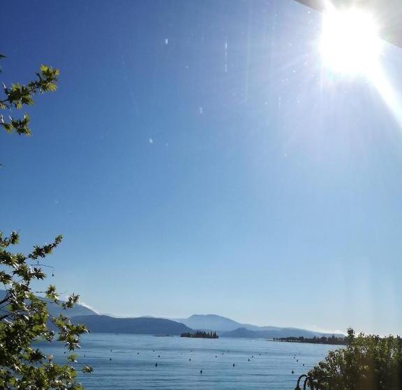 בית מלון כפרי Bellerive Ristorante Albergo