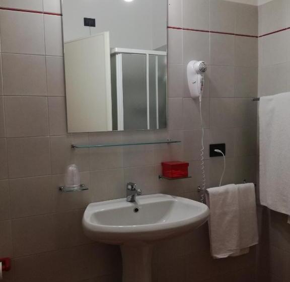 בית מלון כפרי Bellerive Ristorante Albergo