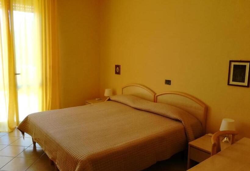 בית מלון כפרי Bellerive Ristorante Albergo