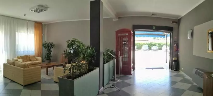 هتل Bellerive Ristorante Albergo
