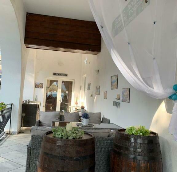 בית מלון כפרי Sea Square