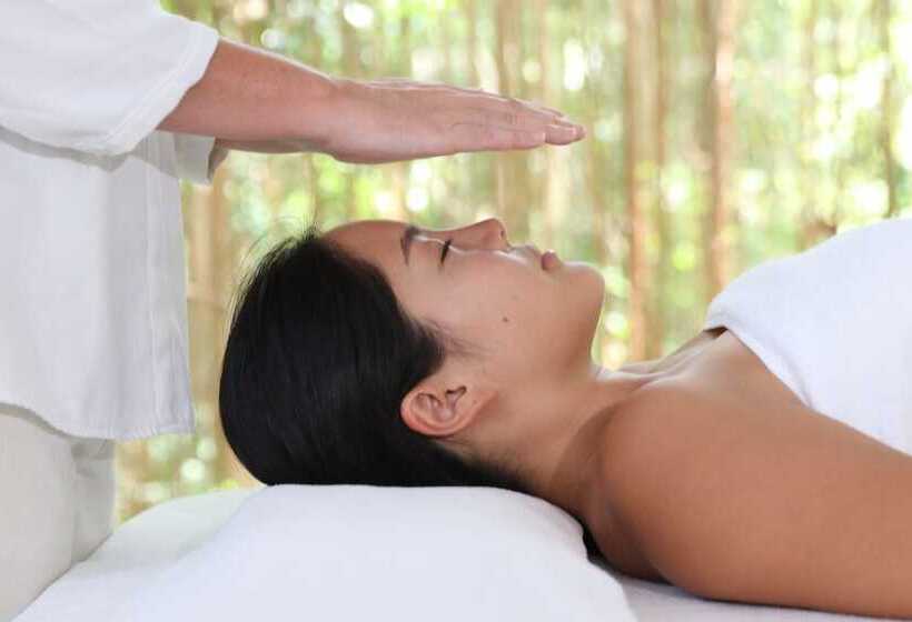 Отель Absolute Sanctuary