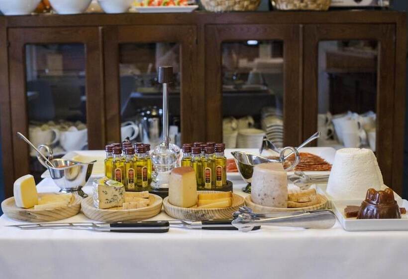 فندق Antiguo Casino