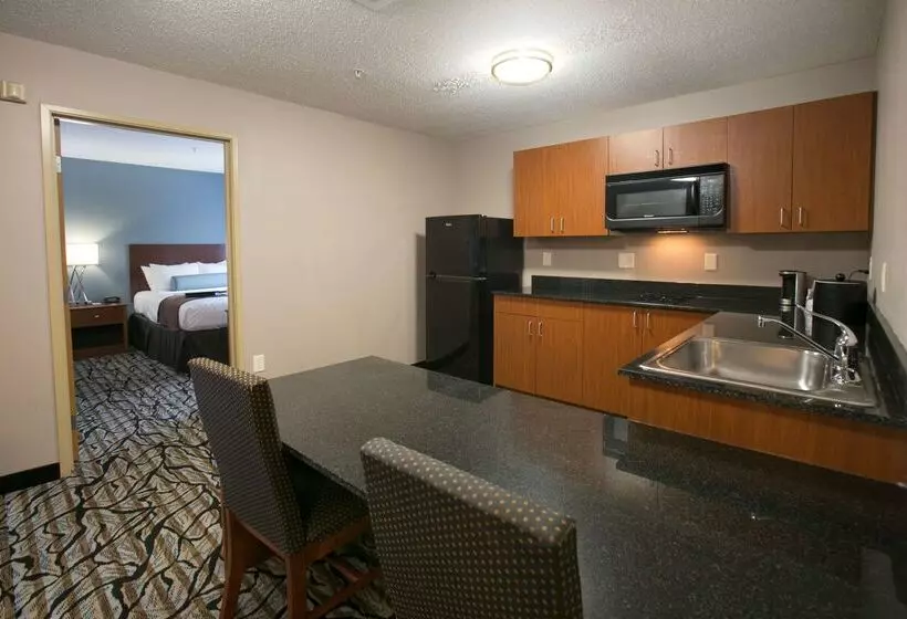 Отель Best Western Plus Blaine At The National Sports Center
