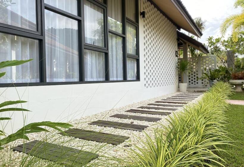 فندق Blu Pine Villa & Pool Access