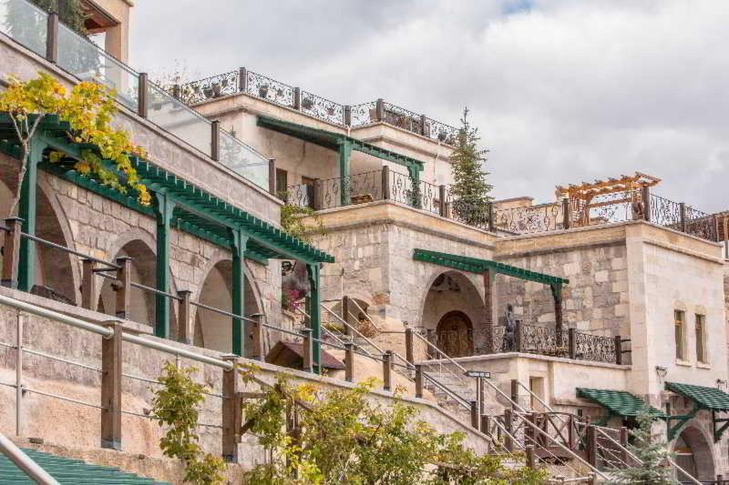هتل Cappadocia Cave Resort and Spa