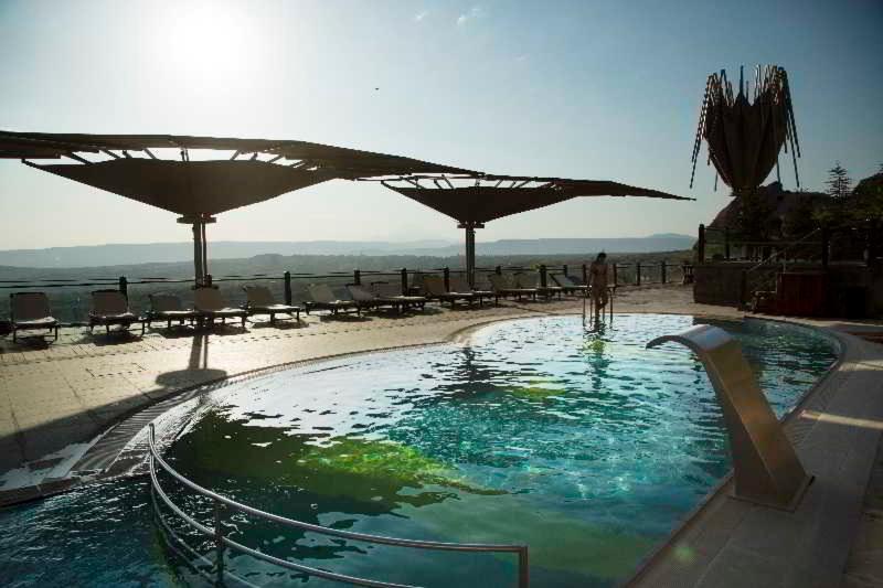 هتل Cappadocia Cave Resort and Spa