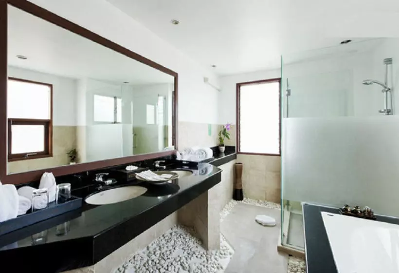 호텔 Himmaphan Phuket