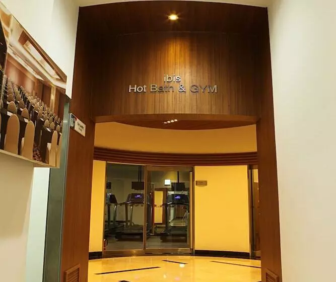 בית מלון כפרי Ibis Ambassador Suwon