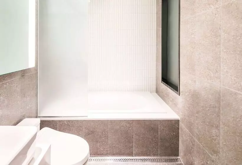 בית מלון כפרי Ibis Ambassador Suwon