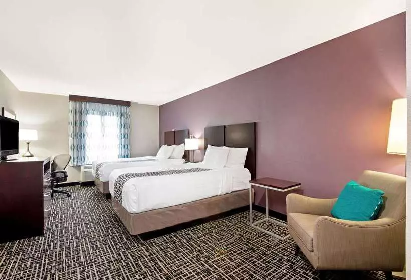 هتل La Quinta By Wyndham New Cumberland   Harrisburg