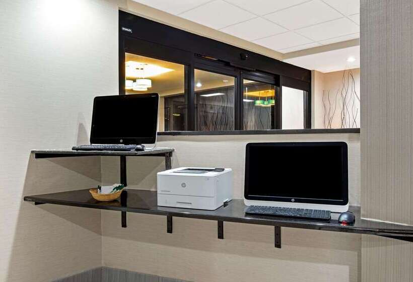 בית מלון כפרי La Quinta By Wyndham New Cumberland   Harrisburg