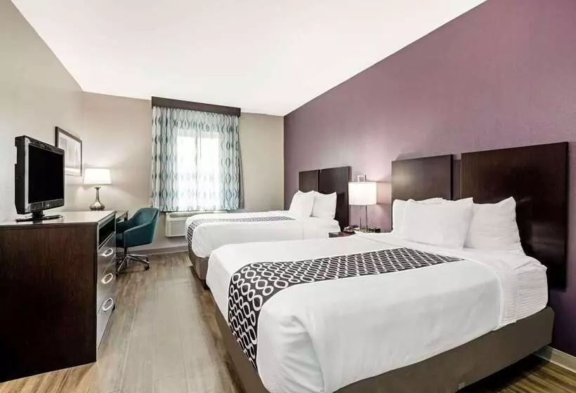 هتل La Quinta By Wyndham New Cumberland   Harrisburg