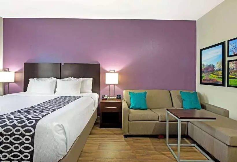 هتل La Quinta By Wyndham New Cumberland   Harrisburg