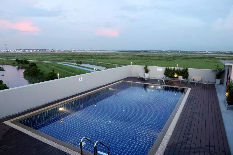هتل Miracle Suvarnabhumi Airport