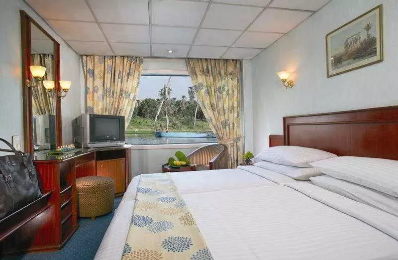 هتل Movenpick M S Radamis II Nile Cruise