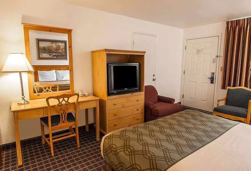 Отель Rodeway Inn