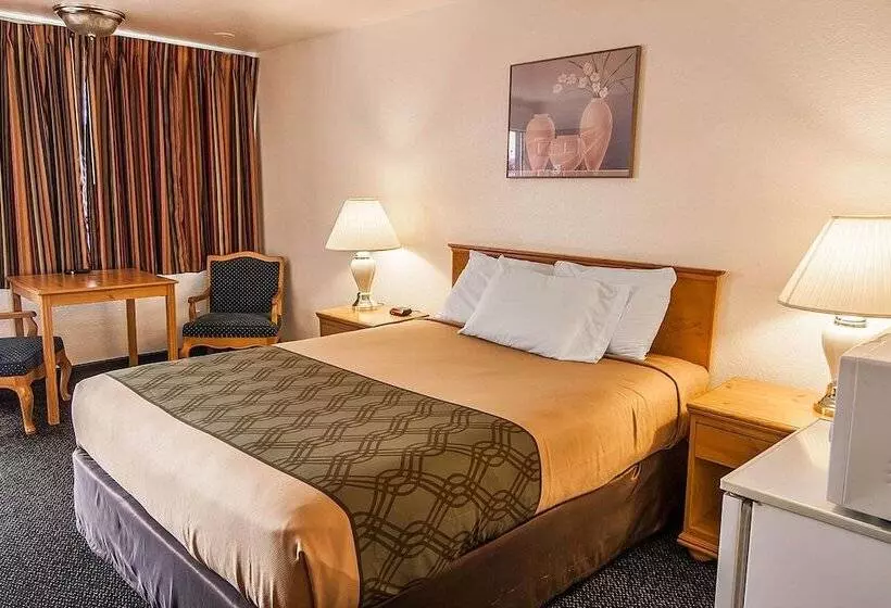 Отель Rodeway Inn