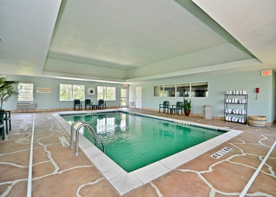 Motel 6 Park City KS