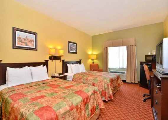 Motel 6 Park City KS