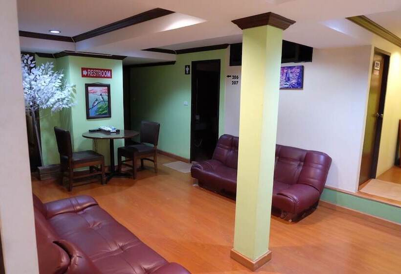 Отель Starbright Court   Hostel