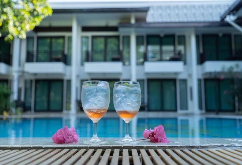 Hotel The Mantrini Chiang Rai Sha Extra Plus