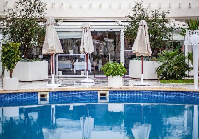 ホテル Tunis Grand