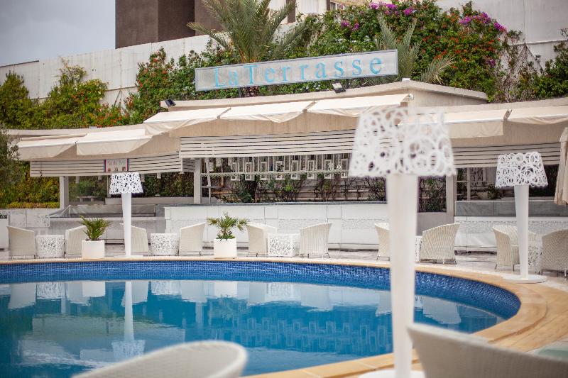 ホテル Tunis Grand